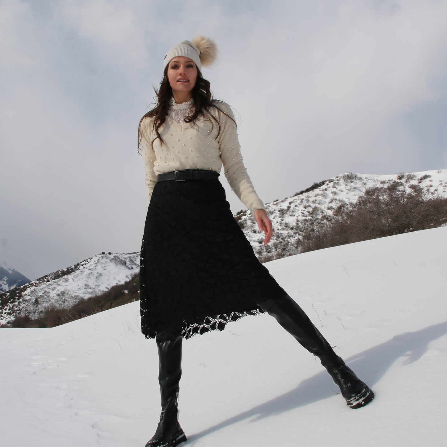 black-lace-a-line-winter-skirt-with-silk-lining