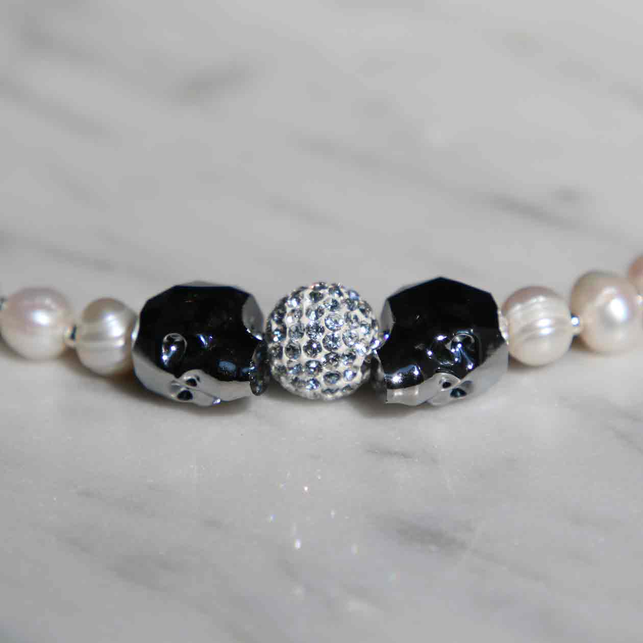 crystal-pave-bead-skull-necklace-detail