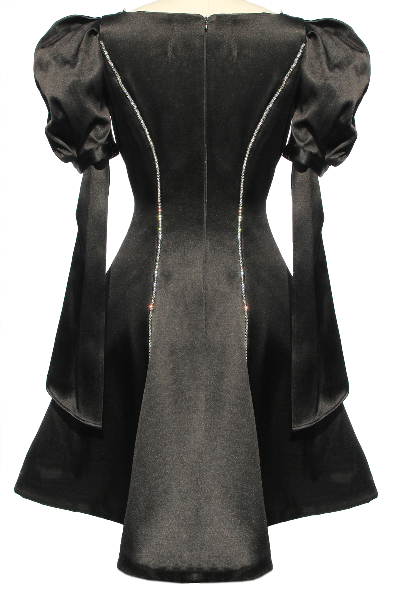 fall-winter-2023-designer-dress-trend