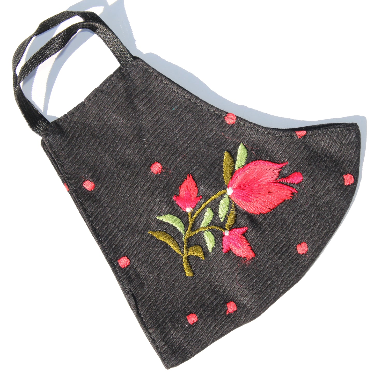 hand-embroidered-mask-female-artisan