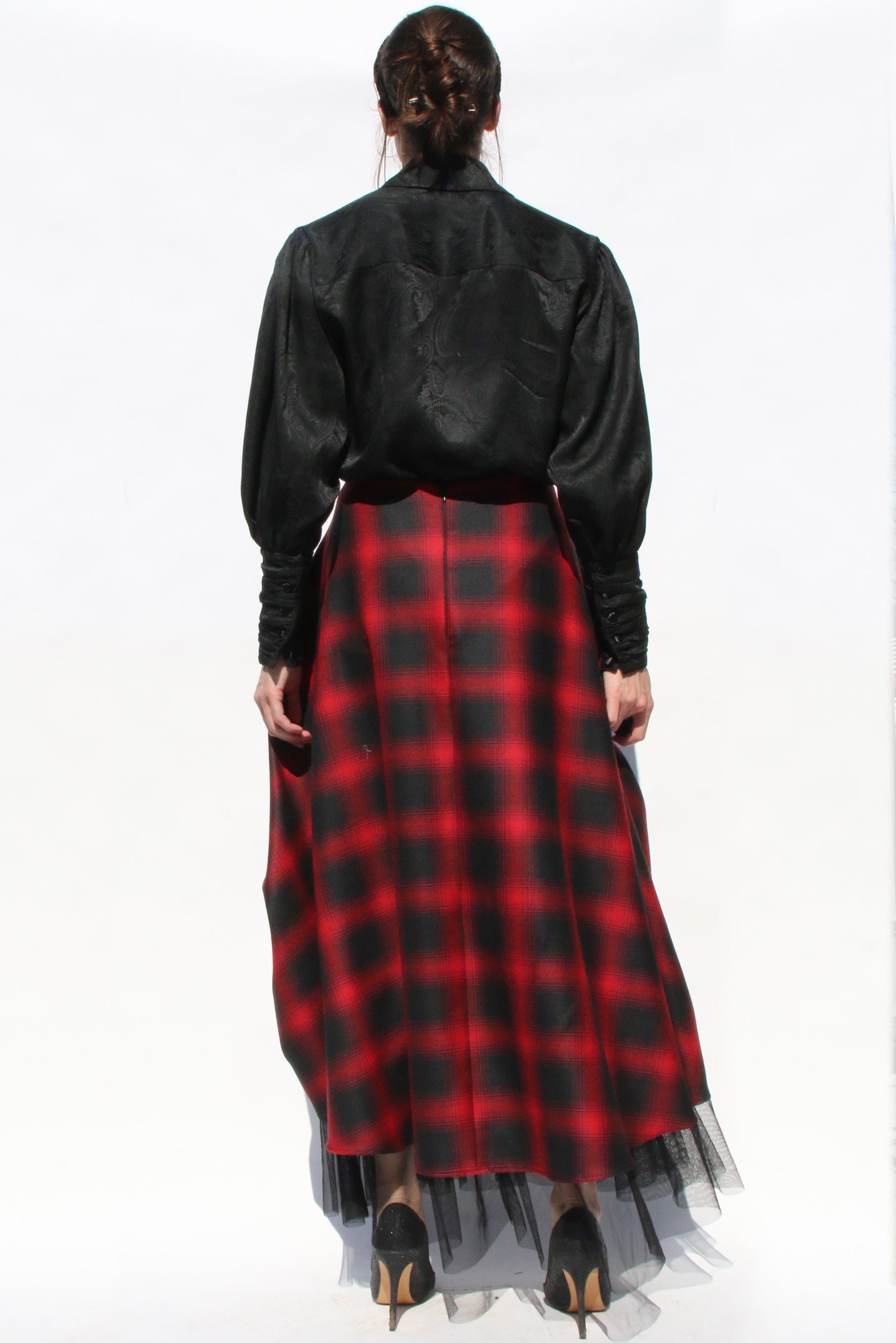 red-and-black-plaid-skirt