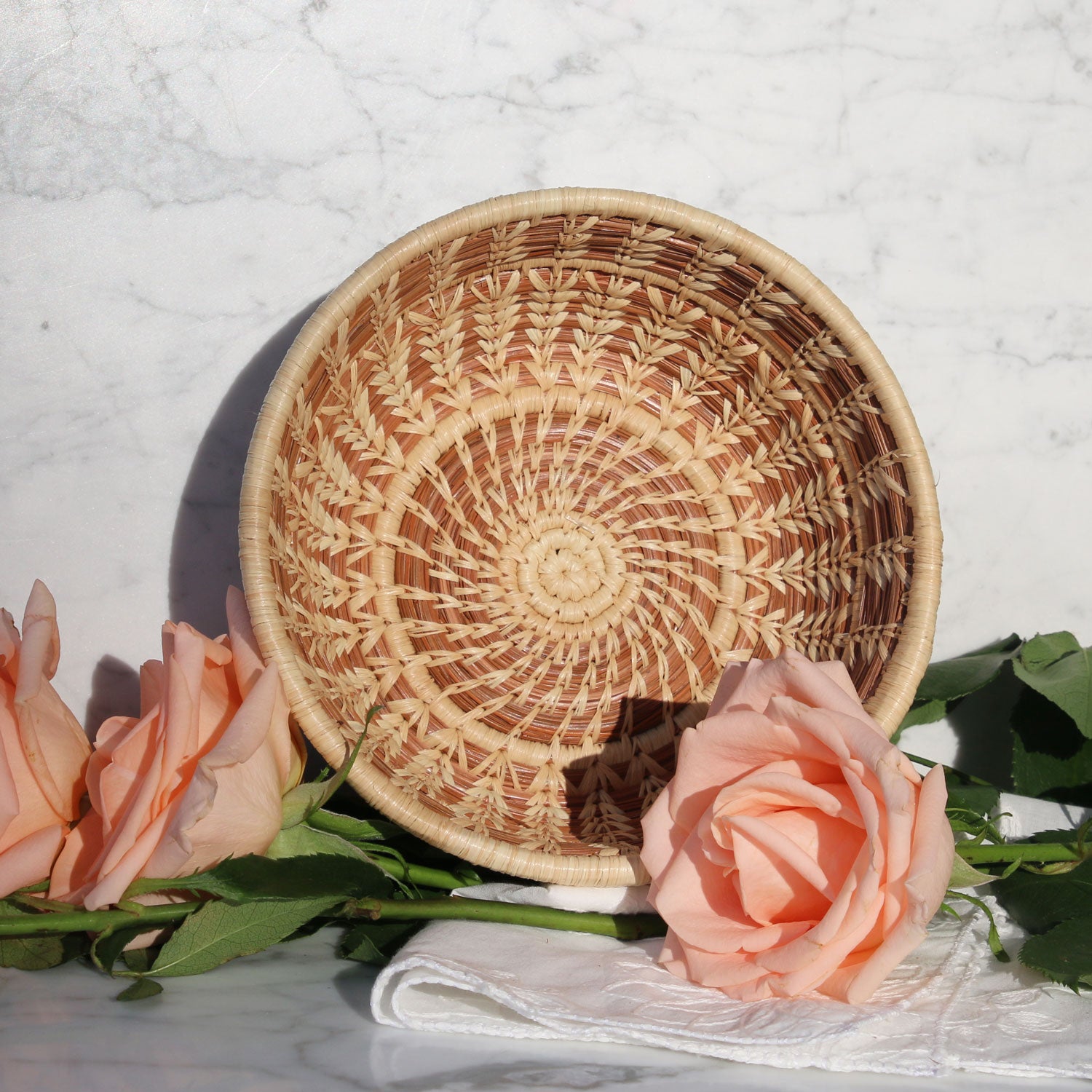 brown-basket-fruit-bowl-handwoven