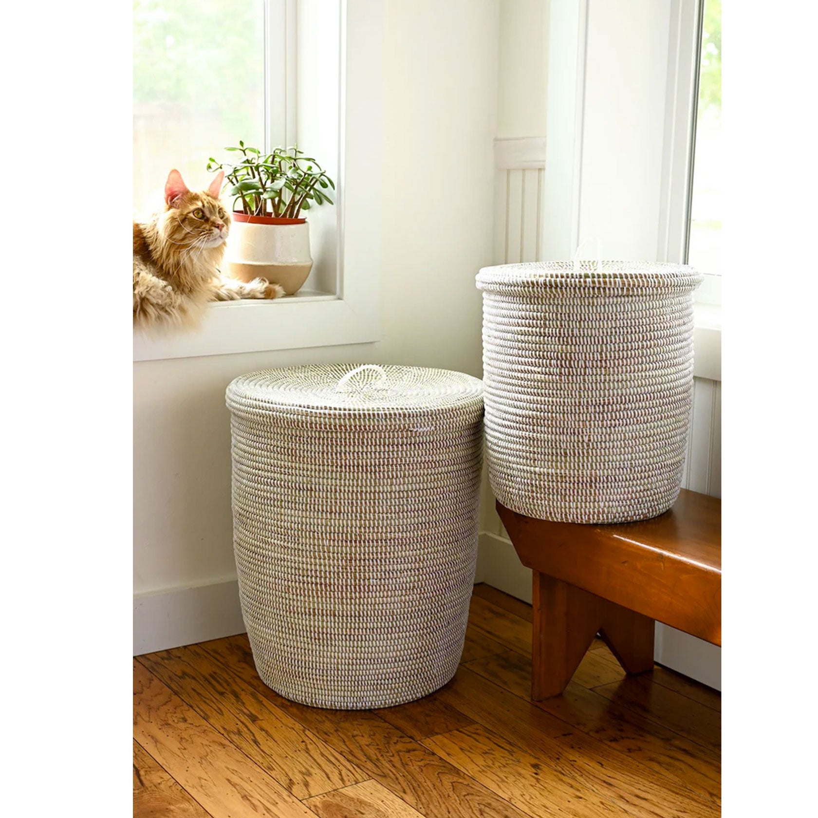 white-large-medium-round-hamper-basket-with-flat-lid