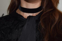 kate stoltz black velvet choker