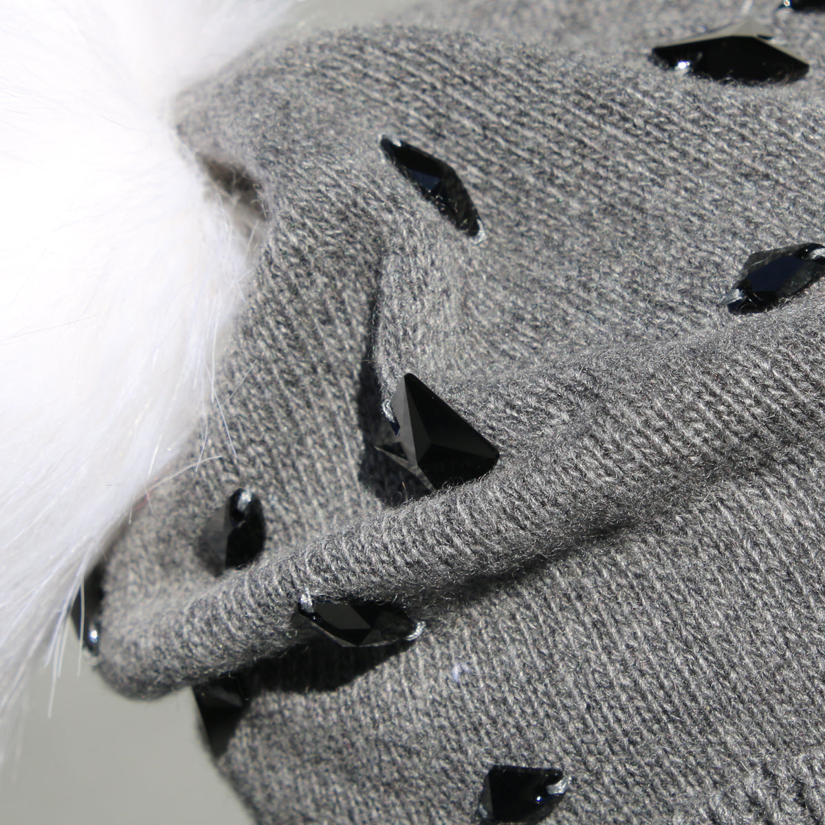    cashmere-hat-made-in-italy