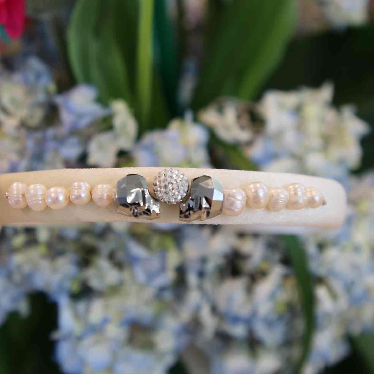 crystal-skull-and-pearl-headband