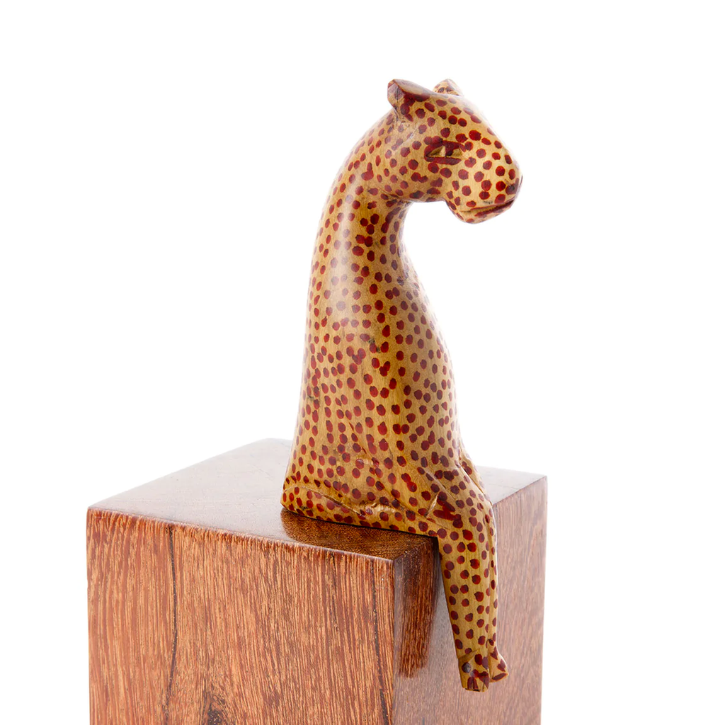 Ledge Lounger Leopard Sculpture