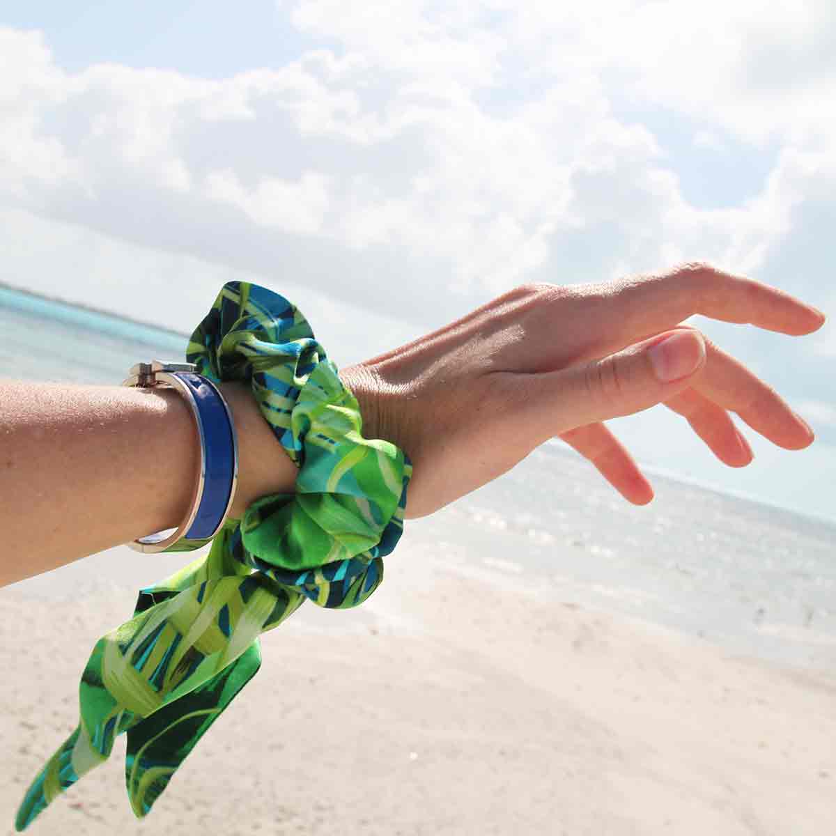 island-palm-leaf-print-silk-scrunchie