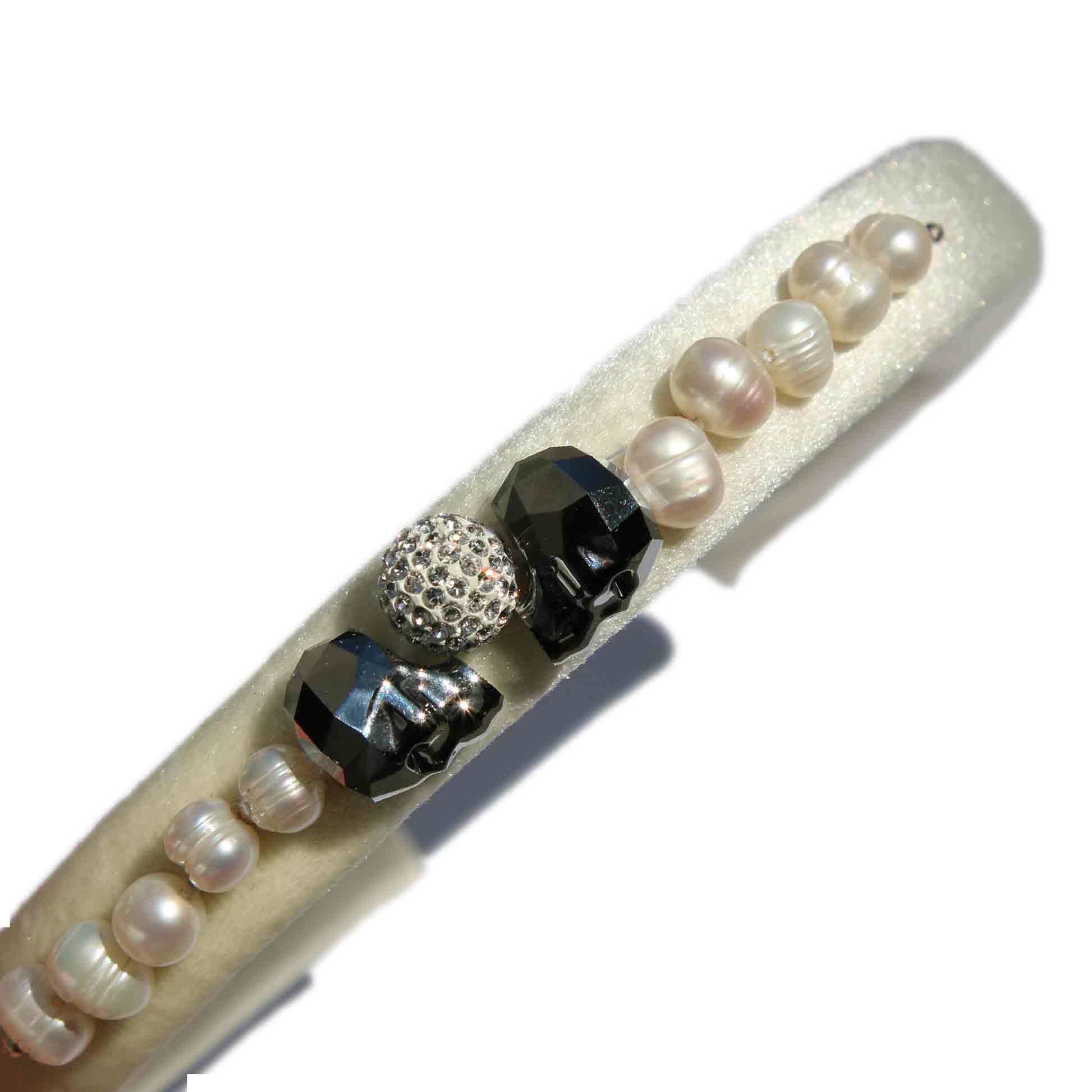pearl-and-skull-embellished-headband