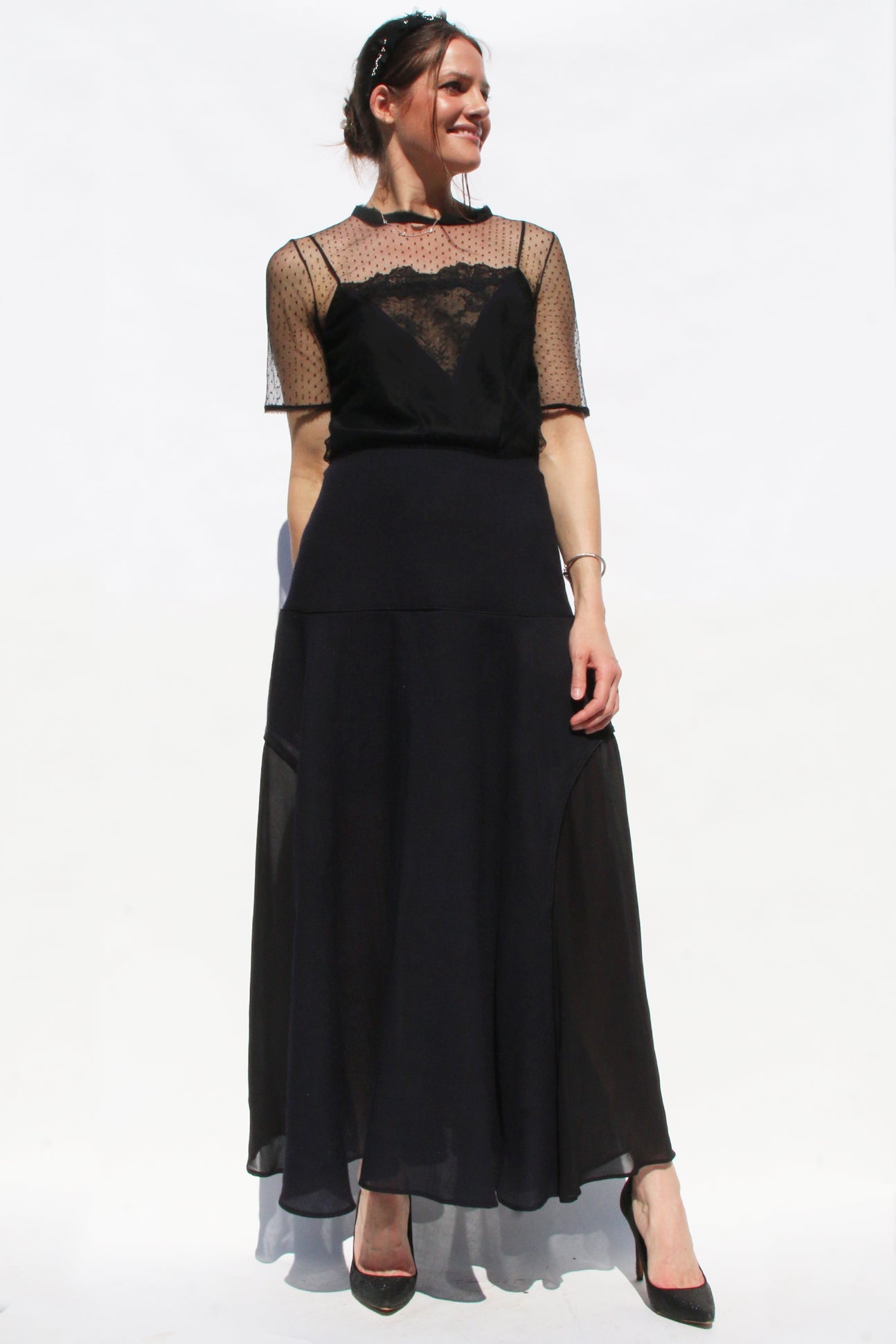    silk-corded-piping-detail-wool-skirt