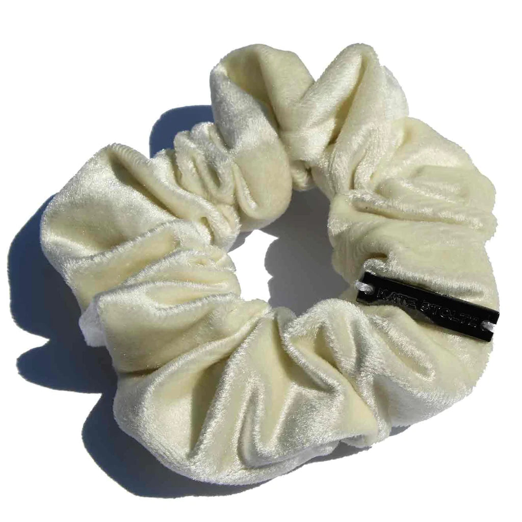     vanilla-white-velvet-scrunchie
